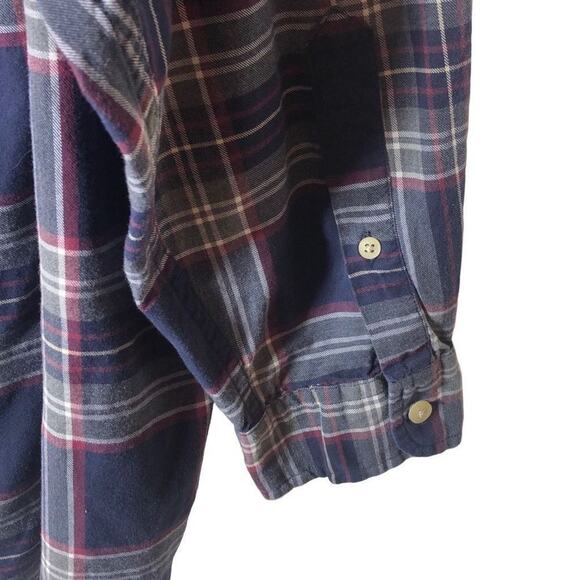 Nautica Plaid Button-Down Shirt XL Navy Blue Work or Casual Excellent Condition - Picture 6 of 12